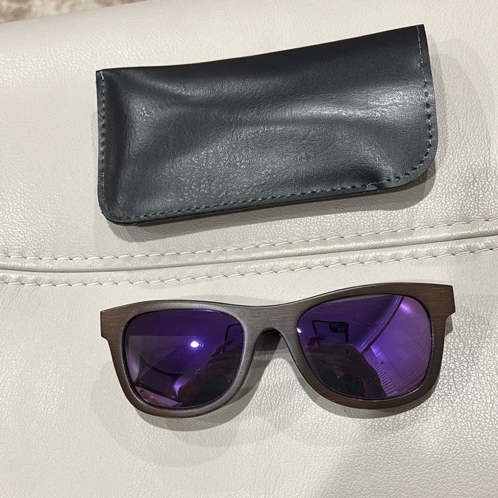 Kynd Eyewear Sunglasses with Purple Lenses